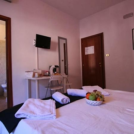 Guest House San Peter Ρώμη Εξωτερικό φωτογραφία